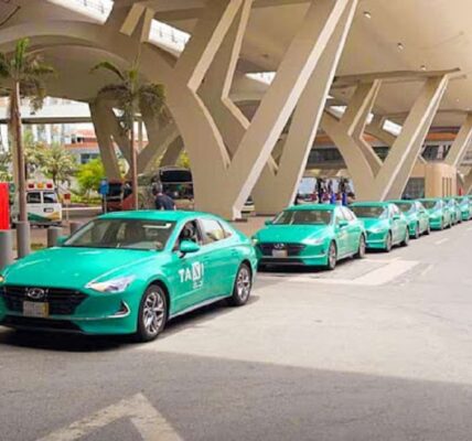 Umrah Taxi Services in Saudi Arabia